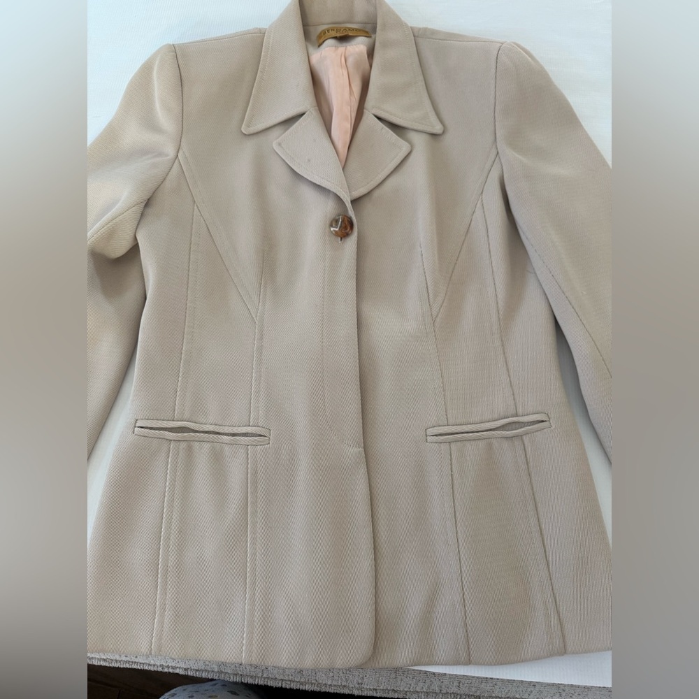 Bergamo Chic Beige Women's Blazer